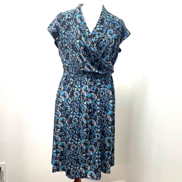 Tucker 100% Silk short sleeved dress, Women's size Large, blue black knee-length - Picture 6 of 12